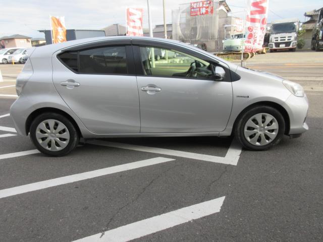 トヨタ&nbsp;アクア&nbsp;1.5 S&nbsp;&nbsp;香川県の詳細画像&nbsp;その7