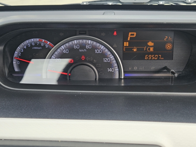 スズキ ワゴンR 660 ハイブリッド FX  熊本県の詳細画像 その4