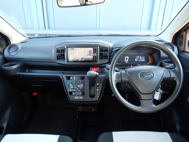 ダイハツ ミライース   福岡県の詳細画像 その2