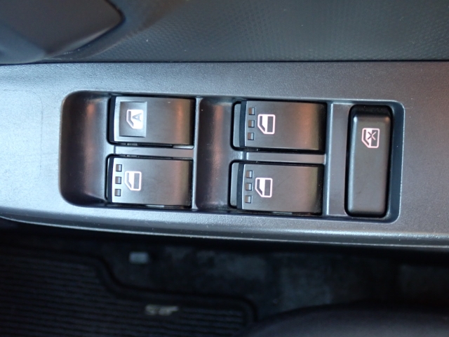 ダイハツ ミライース   福岡県の詳細画像 その7