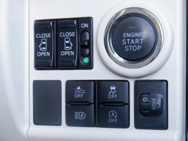 ダイハツ ムーヴキャンバス   千葉県の詳細画像 その7