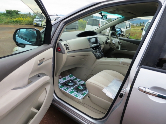 トヨタ エスティマハイブリッド   山形県の詳細画像 その6