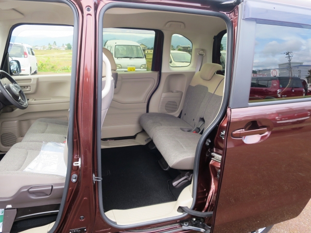 ホンダ&nbsp;N-BOX&nbsp;&nbsp;&nbsp;山形県の詳細画像&nbsp;その8