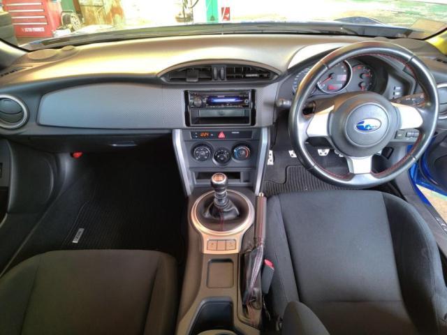 スバル BRZ 2.0 R  千葉県の詳細画像 その3