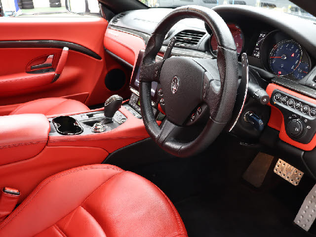 マセラティ&nbsp;グラントゥーリズモ&nbsp;&nbsp;&nbsp;東京都の詳細画像&nbsp;その4