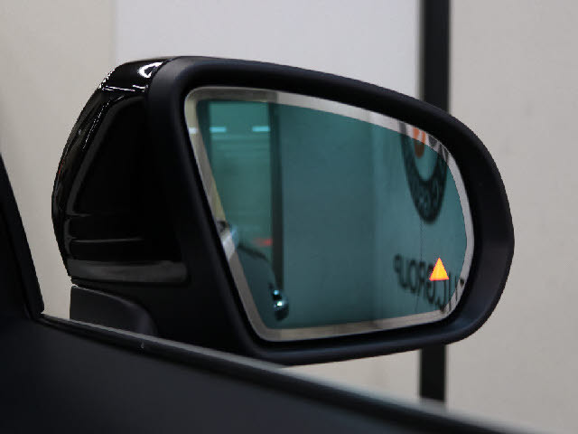 メルセデス・ベンツ Cクラス   東京都の詳細画像 その9