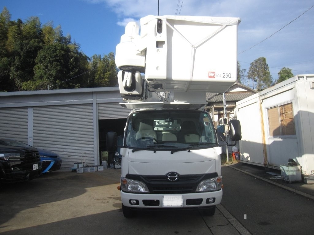 日野自動車 デュトロ   神奈川県の詳細画像 その5