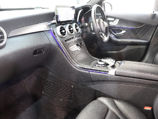 メルセデス・ベンツ Cクラス   東京都の詳細画像 その2