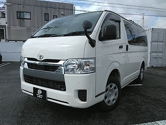 トヨタ ハイエースバン   愛知県