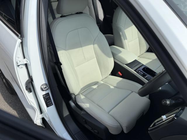 ボルボ XC40   愛媛県の詳細画像 その5