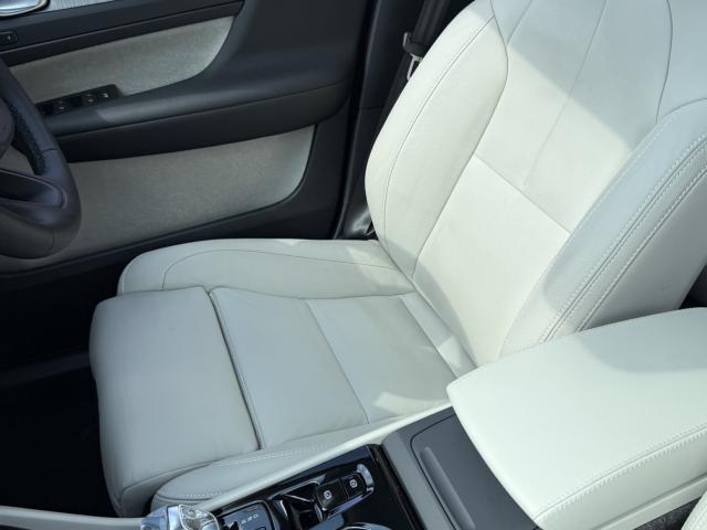 ボルボ XC40   愛媛県の詳細画像 その6