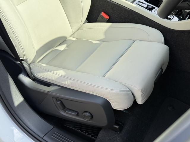 ボルボ XC40   愛媛県の詳細画像 その7