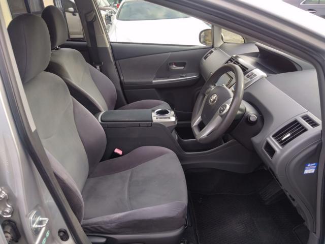 トヨタ プリウスα 1.8 S  香川県の詳細画像 その6