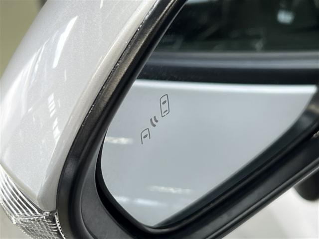 トヨタ カローラ 1.8 S  愛媛県の詳細画像 その8