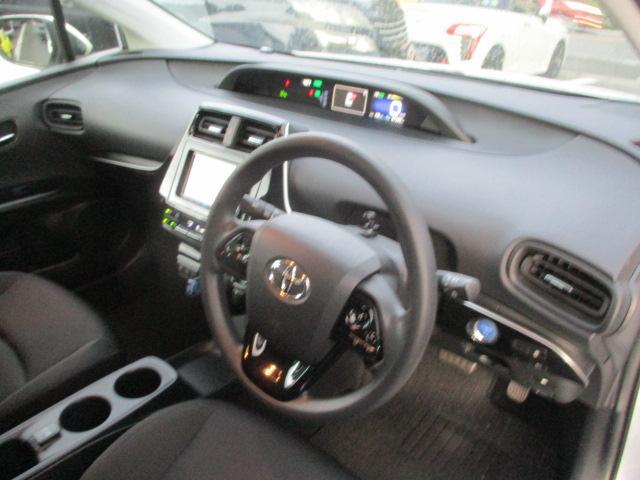 トヨタ プリウス 1.8 E  香川県の詳細画像 その9