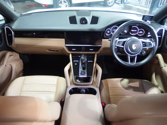 ポルシェ カイエン   大阪府の詳細画像 その2