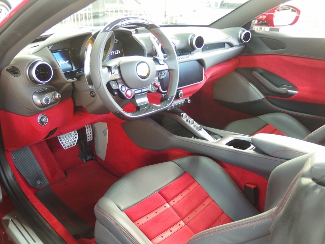 フェラーリ ポルトフィーノ   大阪府の詳細画像 その2