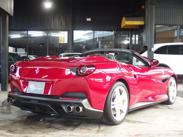 フェラーリ ポルトフィーノ   大阪府の詳細画像 その3