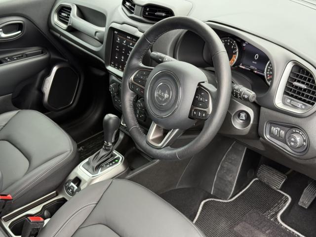 ジープ レネゲード リミテッド  愛媛県の詳細画像 その4