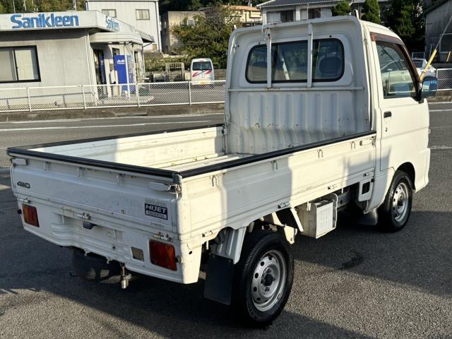 ダイハツ ハイゼットトラック   愛媛県の詳細画像 その4
