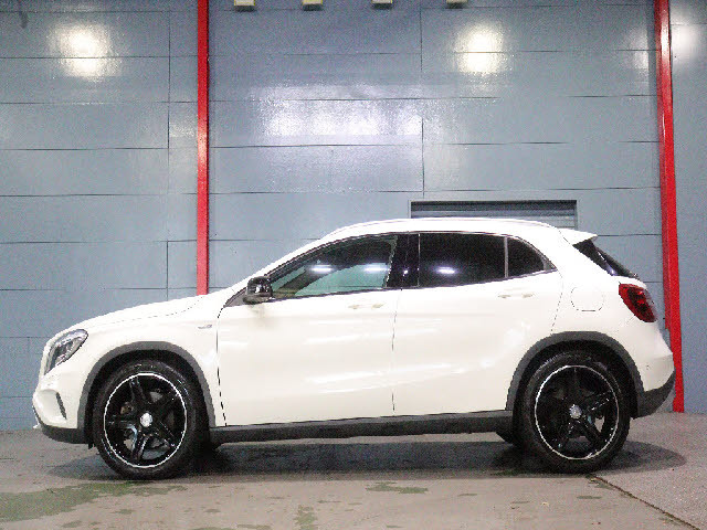 メルセデス・ベンツ GLAクラス   埼玉県の詳細画像 その3