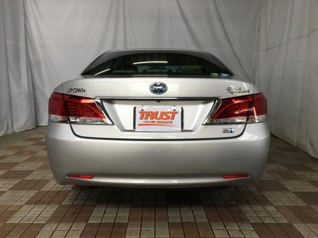 トヨタ クラウンハイブリッド   新潟県の詳細画像 その8