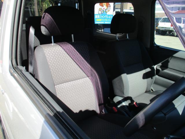 マツダ AZ-オフロード   新潟県の詳細画像 その9