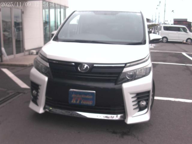 トヨタ&nbsp;ヴォクシー&nbsp;2.0 ZS&nbsp;&nbsp;香川県の詳細画像&nbsp;その2