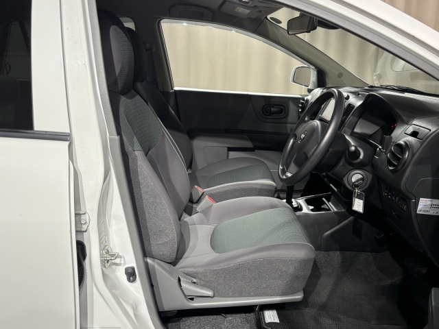 日産 AD 1.5 VE  石川県の詳細画像 その5