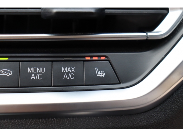 BMW 3シリーズ   神奈川県の詳細画像 その8