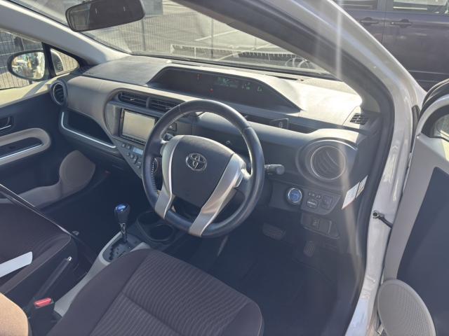 トヨタ アクア 1.5 G  愛媛県の詳細画像 その2