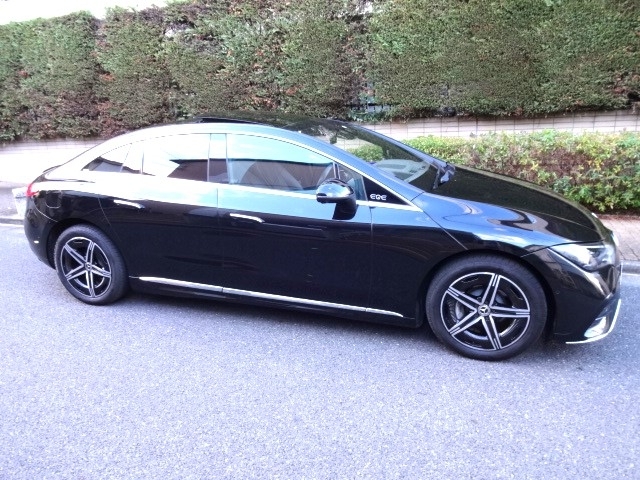 メルセデス・ベンツ EQE   東京都の詳細画像 その8