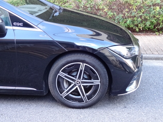 メルセデス・ベンツ EQE   東京都の詳細画像 その9