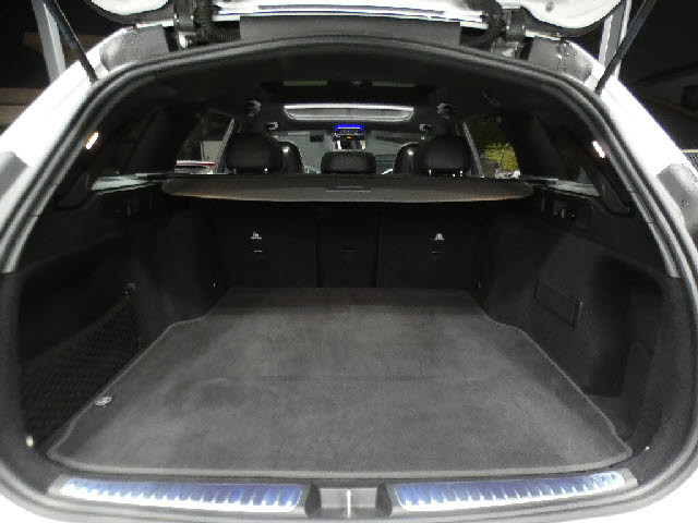 メルセデス・ベンツ Cクラス   千葉県の詳細画像 その7