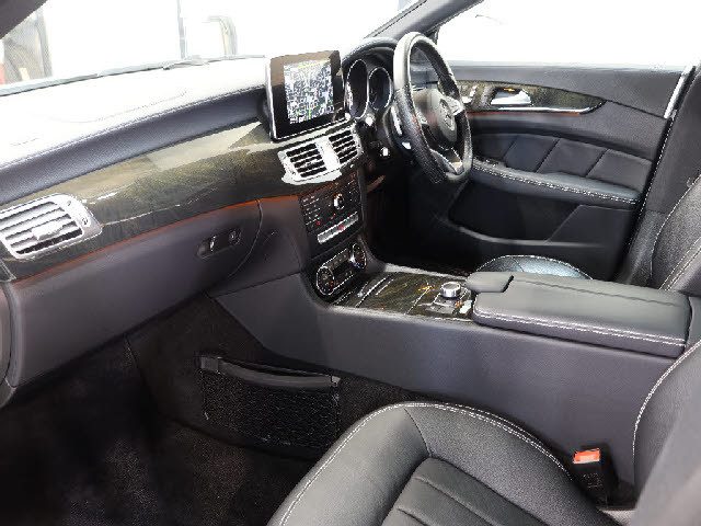 メルセデス・ベンツ CLSクラス   東京都の詳細画像 その2