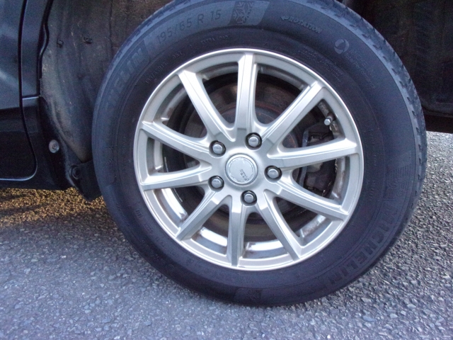 トヨタ ヴォクシー 2.0 X  青森県の詳細画像 その9