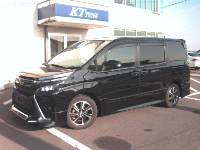 トヨタ ヴォクシー 2.0 ZS  香川県の詳細画像 その6