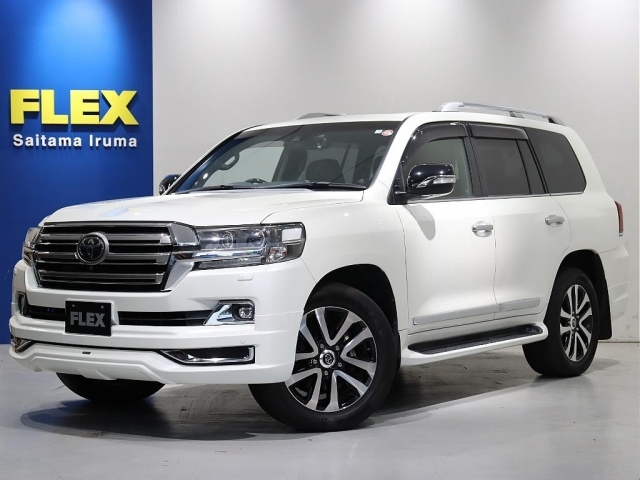 トヨタ ランドクルーザー200   埼玉県