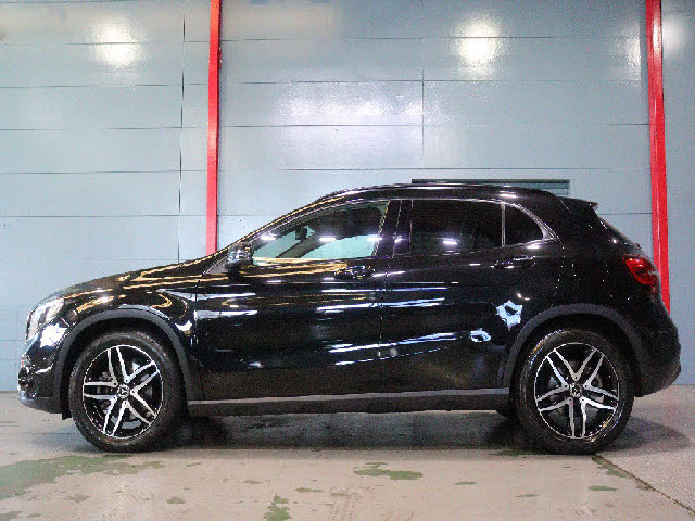 メルセデス・ベンツ GLAクラス   埼玉県の詳細画像 その3