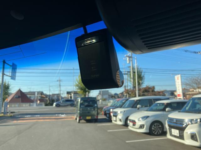 ホンダ N-BOX   埼玉県の詳細画像 その3