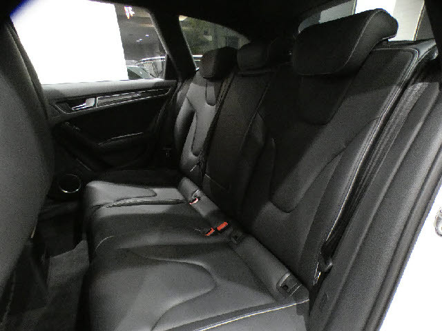 アウディ RS4   神奈川県の詳細画像 その6