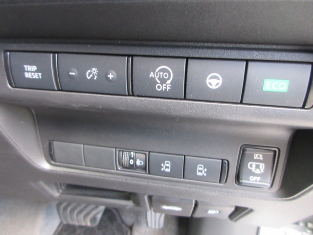 日産 セレナ 2.0 XV  秋田県の詳細画像 その4