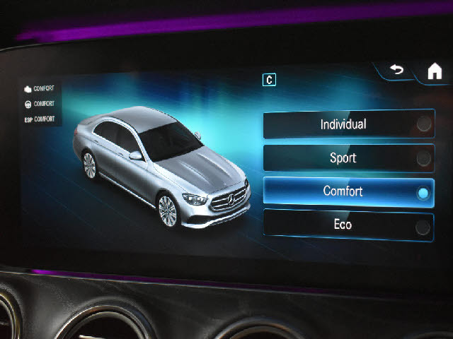 メルセデス・ベンツ Eクラス   千葉県の詳細画像 その5