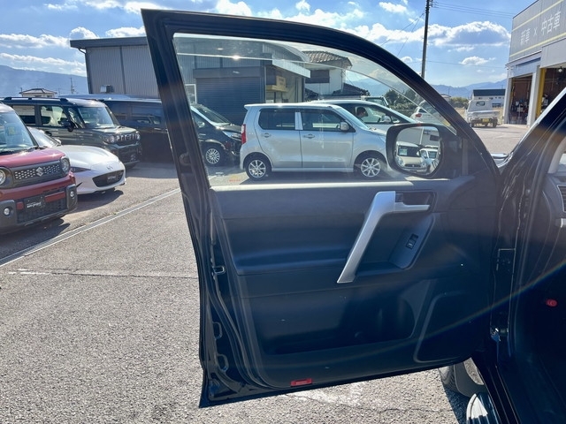 トヨタ ランドクルーザープラド   愛媛県の詳細画像 その8