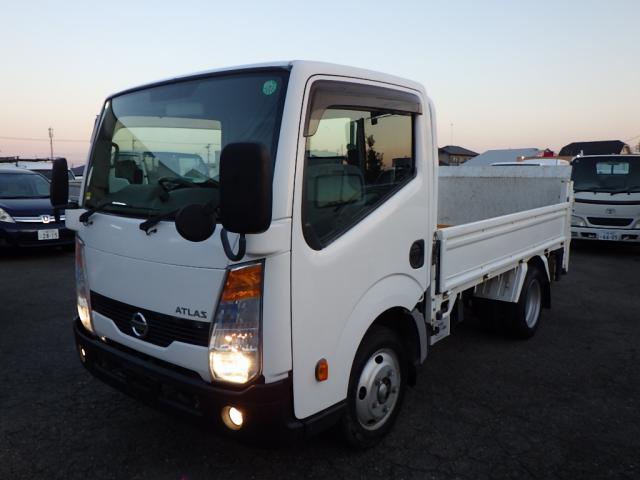 日産 アトラス   埼玉県