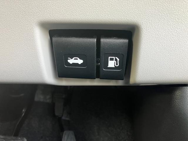 スズキ スイフト   埼玉県の詳細画像 その9