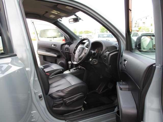 日産&nbsp;エクストレイル&nbsp;2.0 20Xt&nbsp;&nbsp;新潟県の詳細画像&nbsp;その7