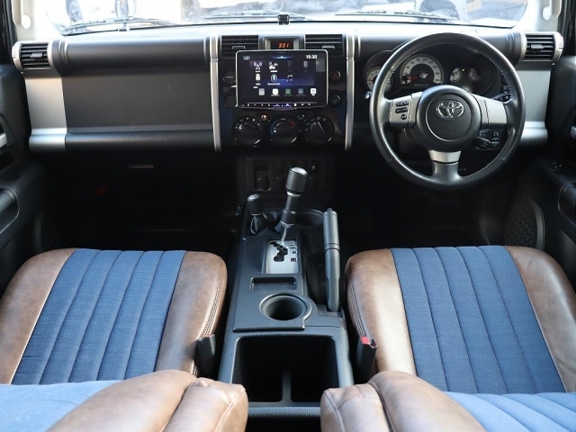 トヨタ FJクルーザー   埼玉県の詳細画像 その2