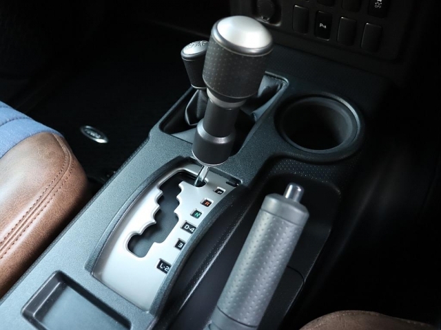 トヨタ FJクルーザー   埼玉県の詳細画像 その7