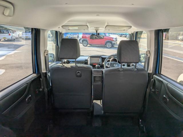 ホンダ N-BOX   高知県の詳細画像 その8